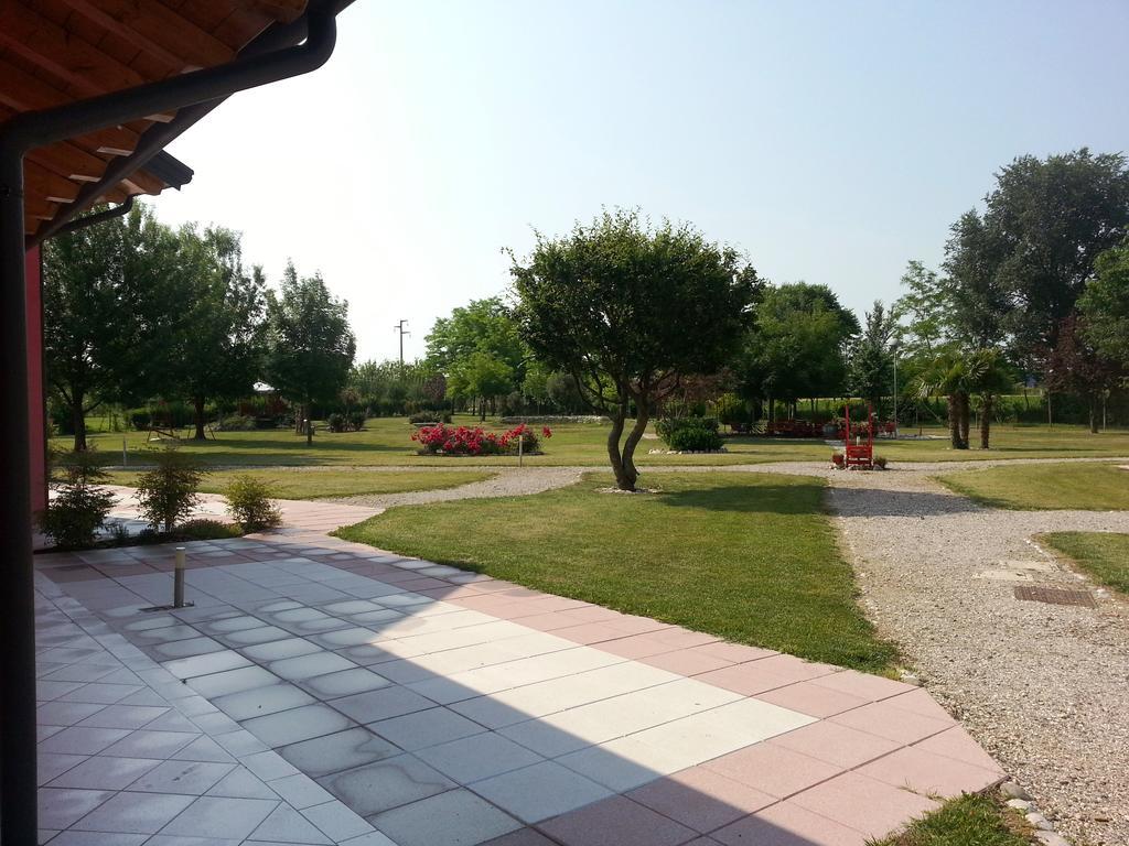 Dogana Vecchia - Hotel & Residence B&B Ristorante & Pizzeria Trivignano Udinese Buitenkant foto