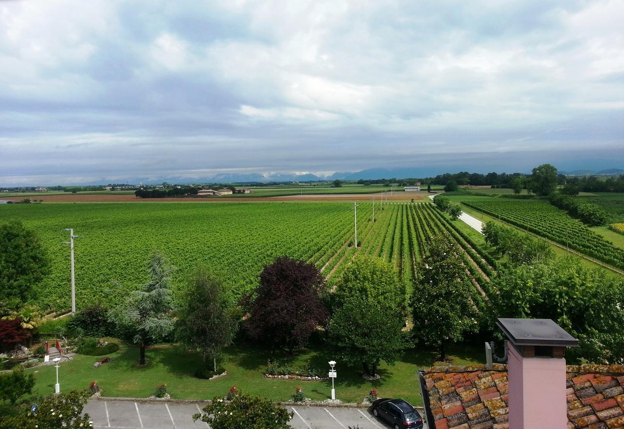 Dogana Vecchia - Hotel & Residence B&B Ristorante & Pizzeria Trivignano Udinese Buitenkant foto