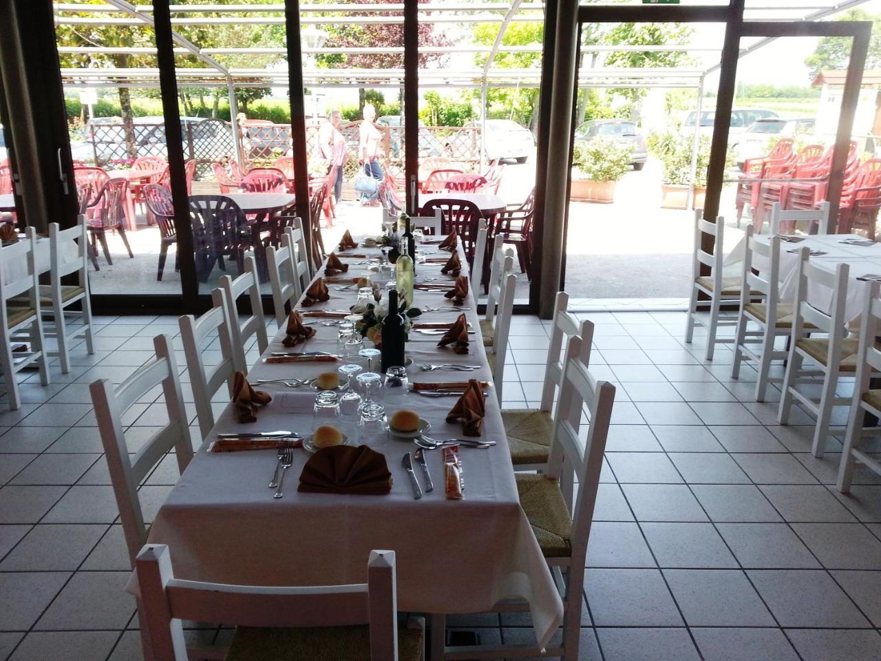 Dogana Vecchia - Hotel & Residence B&B Ristorante & Pizzeria Trivignano Udinese Buitenkant foto