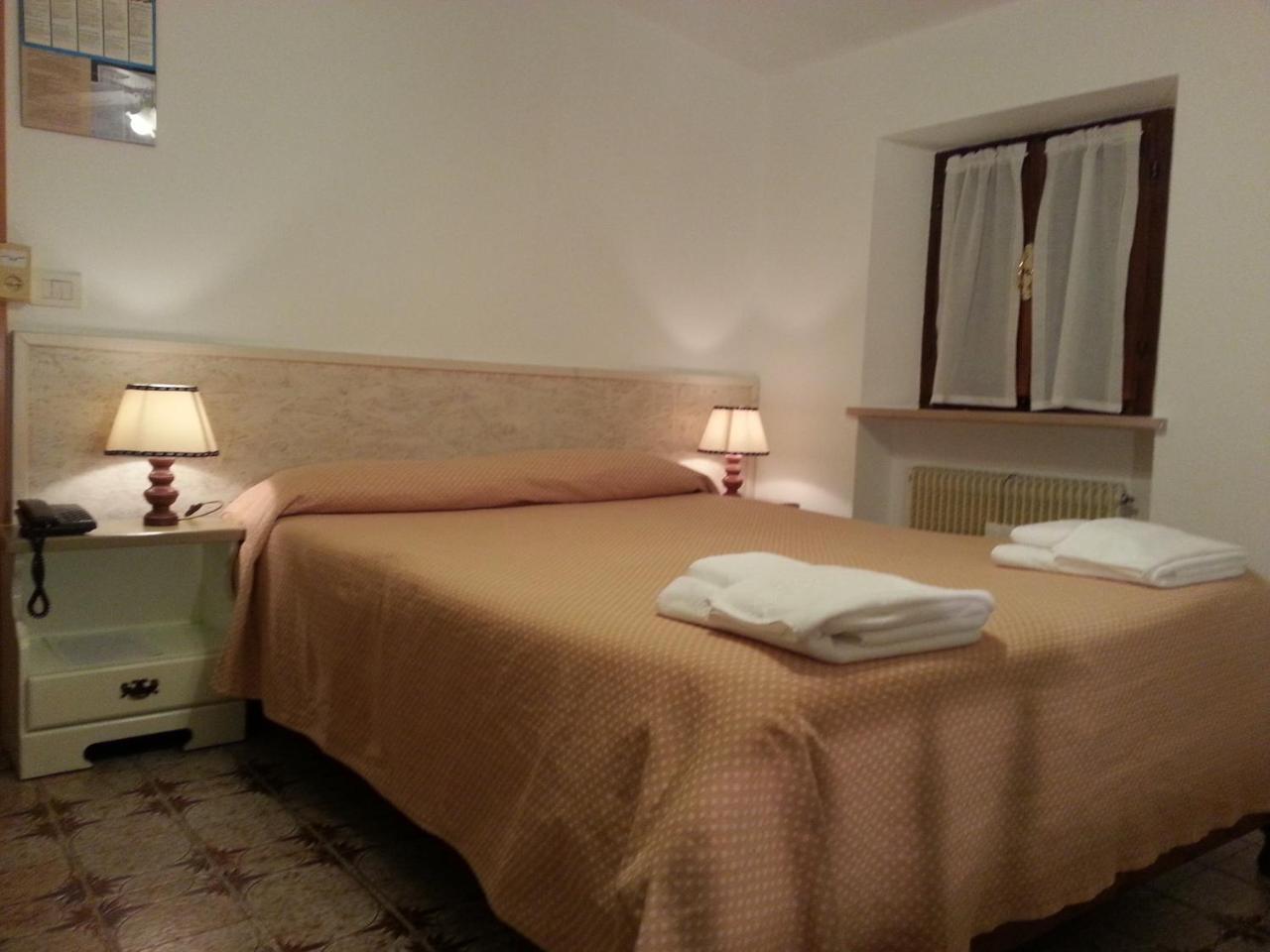 Dogana Vecchia - Hotel & Residence B&B Ristorante & Pizzeria Trivignano Udinese Buitenkant foto